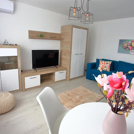 Apartament Delora View Bumbesti-Jiu Exteriér fotografie