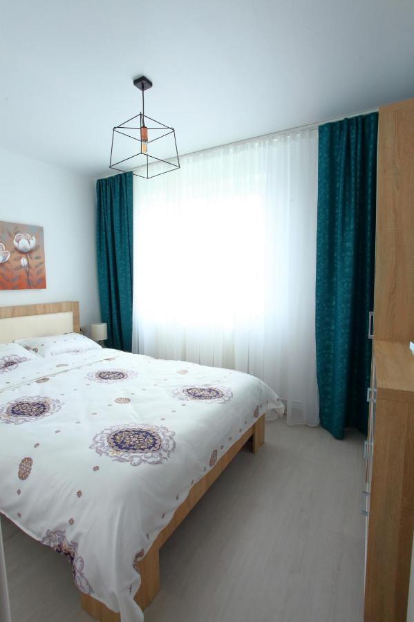 Apartament Delora View Bumbesti-Jiu Exteriér fotografie